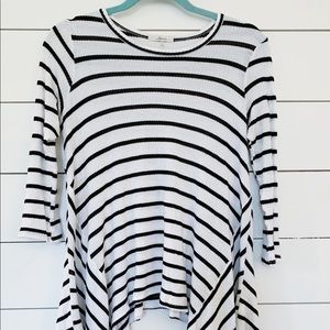 Soprano asymmetrical hemmed tunic